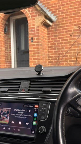 MagSafe compatible iPhone holder