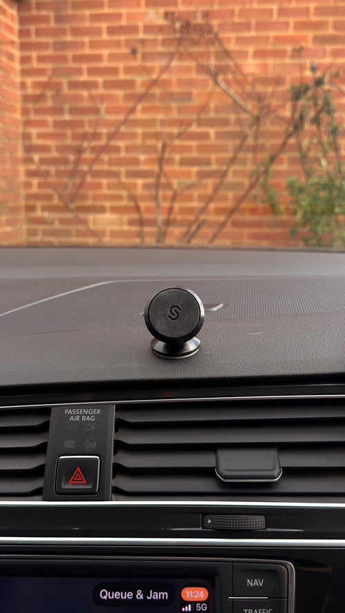 MagSafe compatible iPhone holder