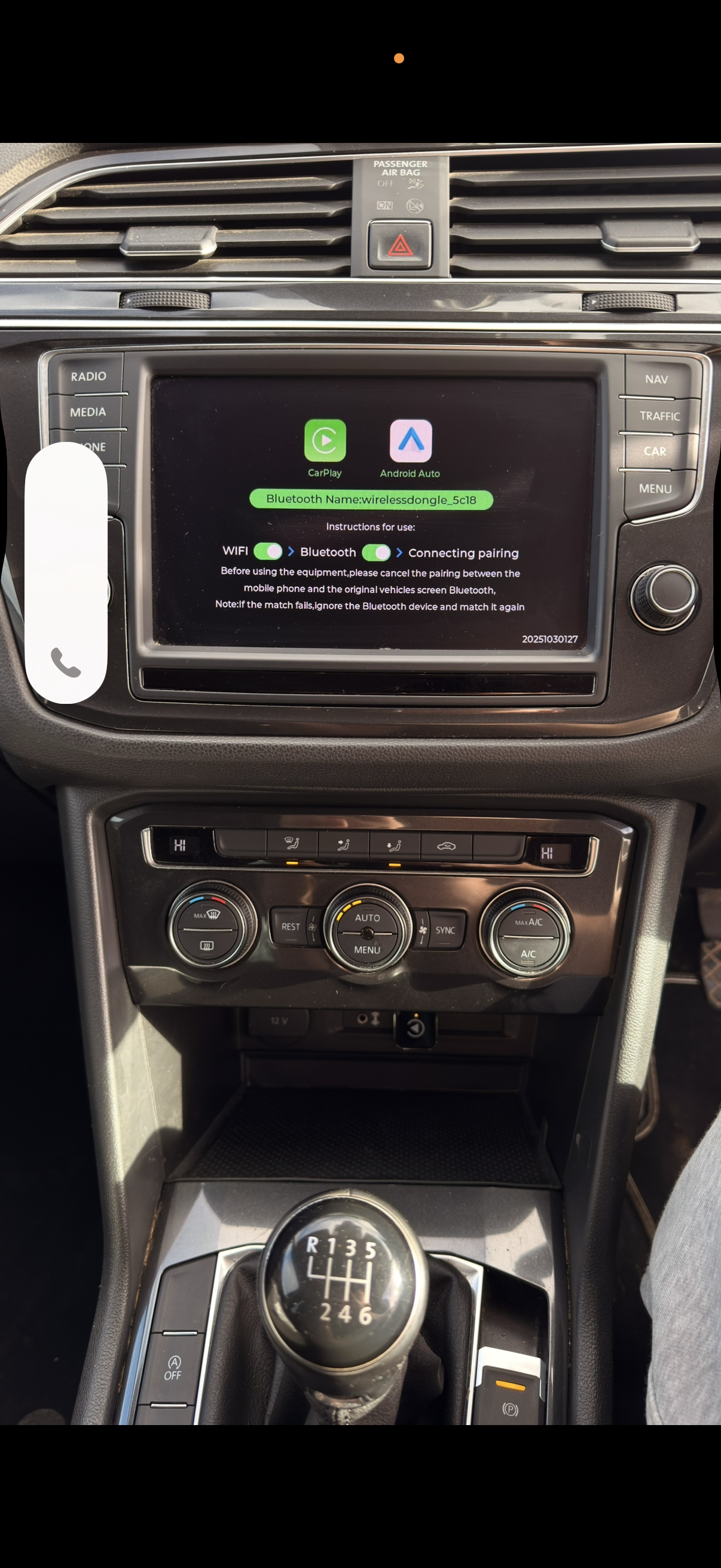 Wireless adapter for AppleCarPlay + AndroidAuto
